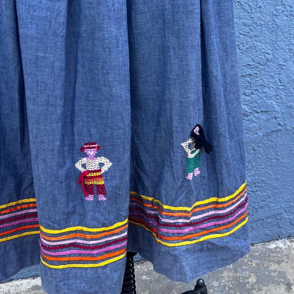 70s Embroidered Western Skirt by John Henry Size 4 pleated midi - Picture 6 of 9